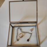 Rectangular glass box