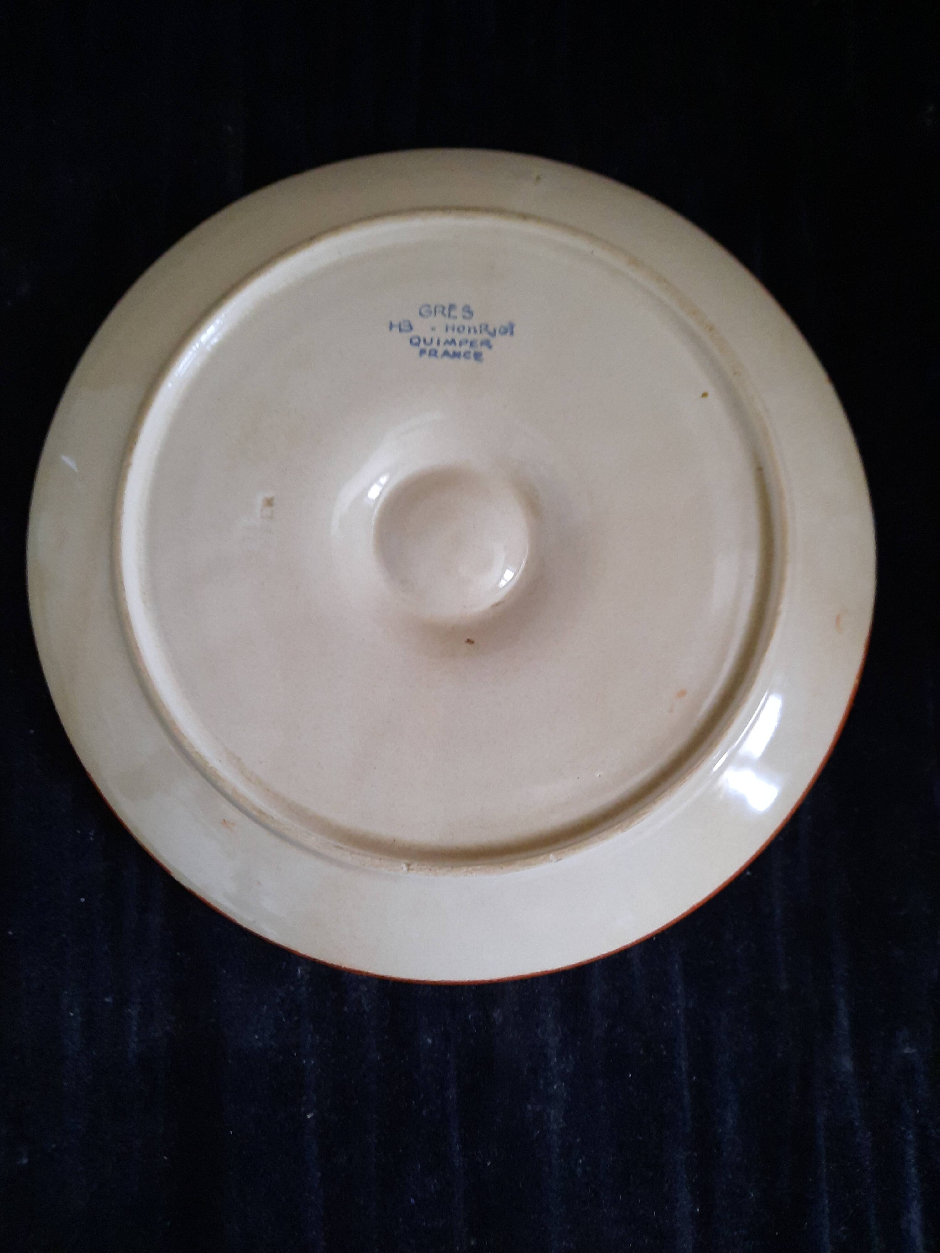 Assiette à huîtres hb henriot quimper grès 23 cm décor floral breton