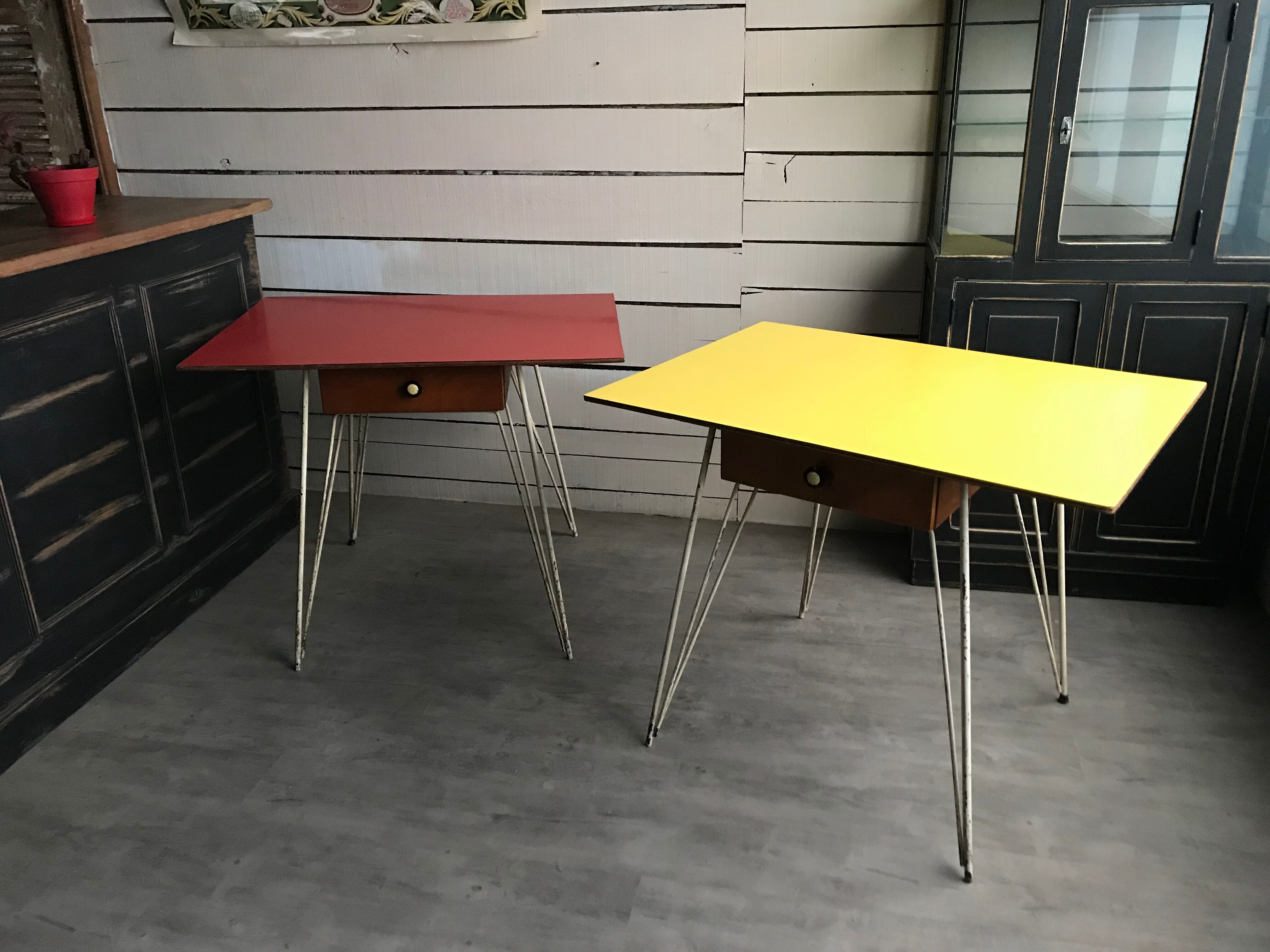 Table vintage formica feet Eiffel