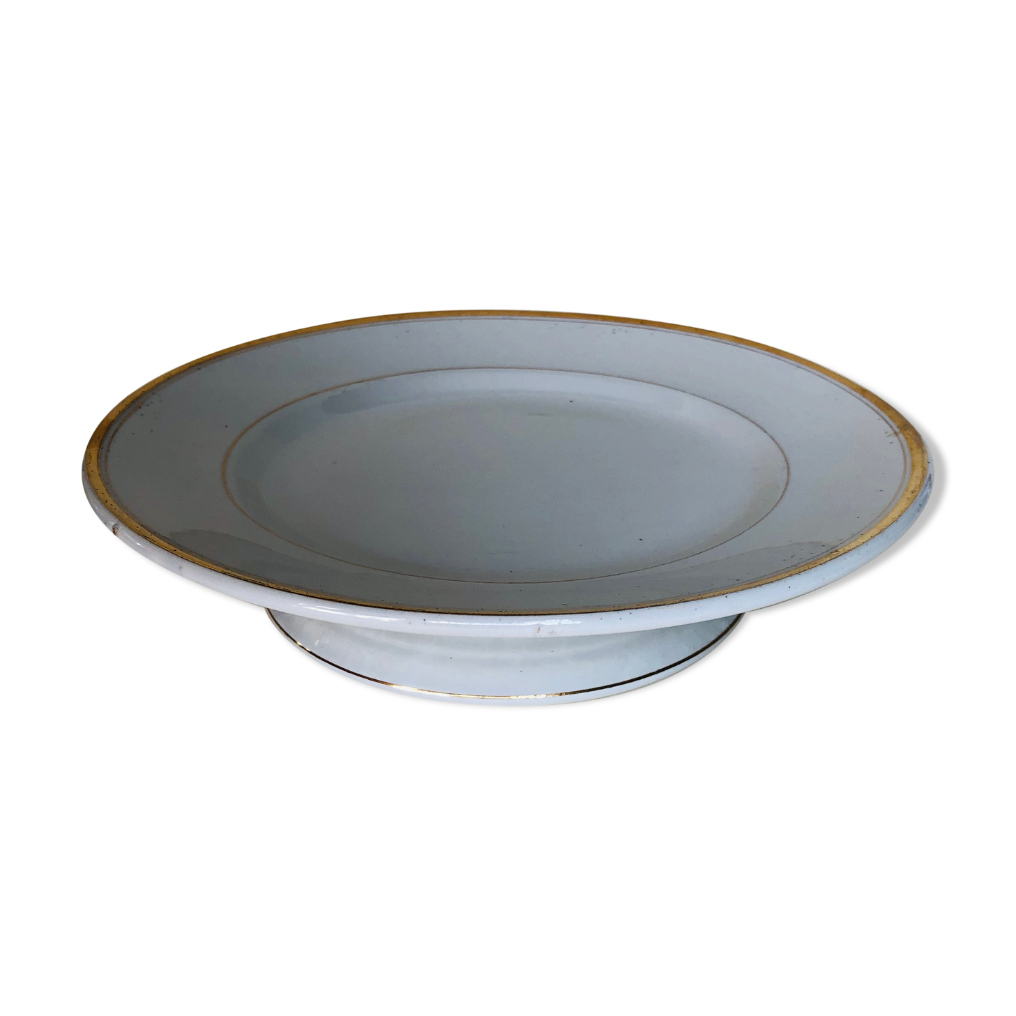 Dessert dish