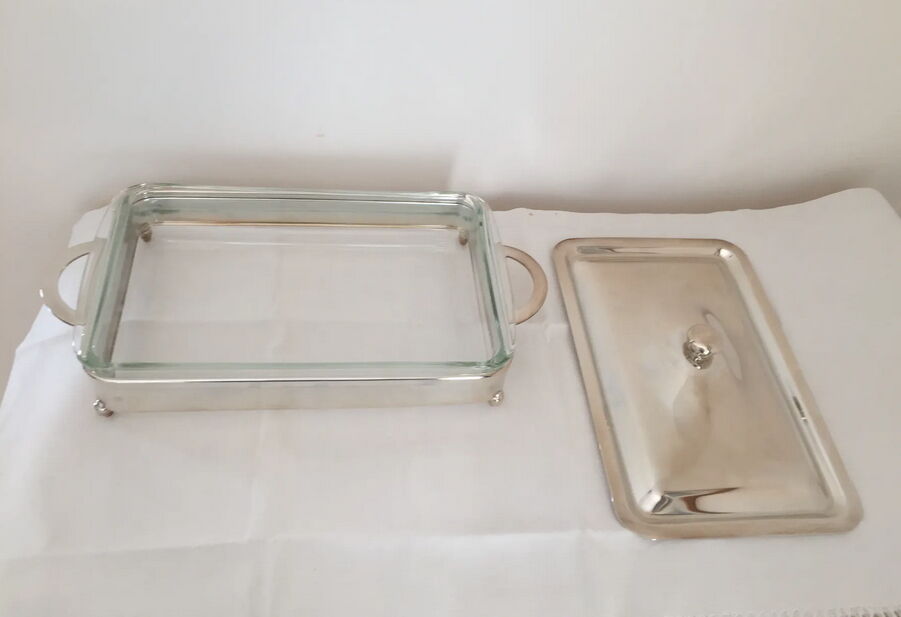 Plat de service en métal argenté composé de trois pièces