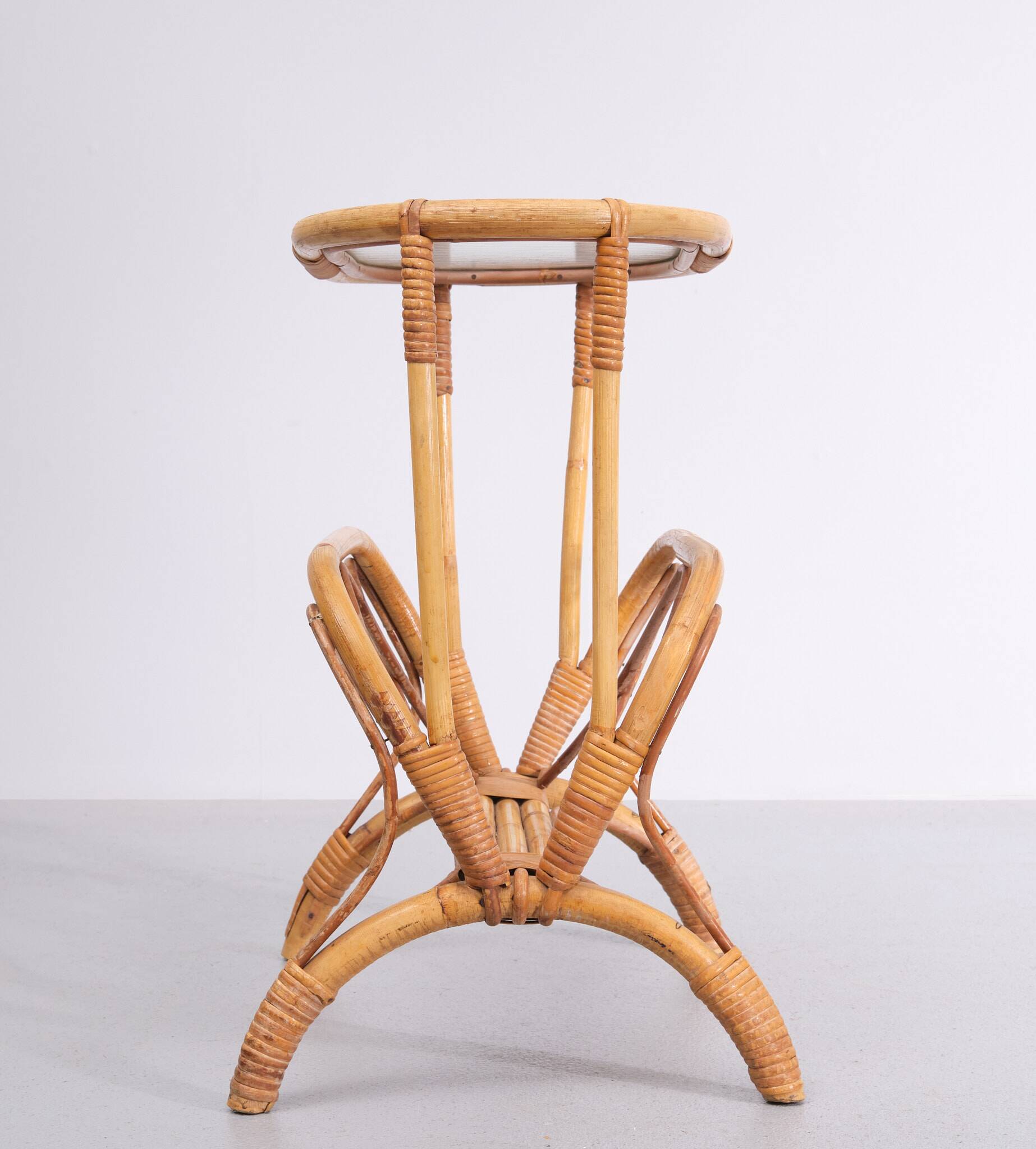 Rattan Magazine rack 1970s