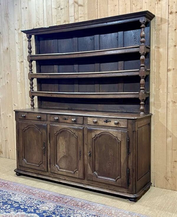 Vaisselier 3 portes du nord de la France en chêne du 18ème siècle