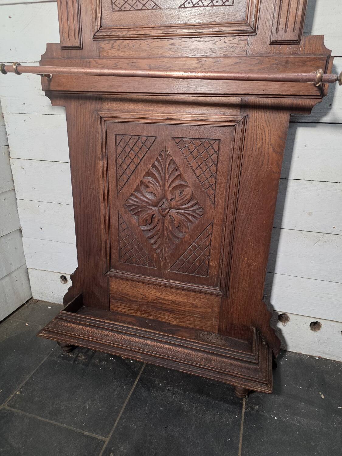 Antique coat rack in solid oak