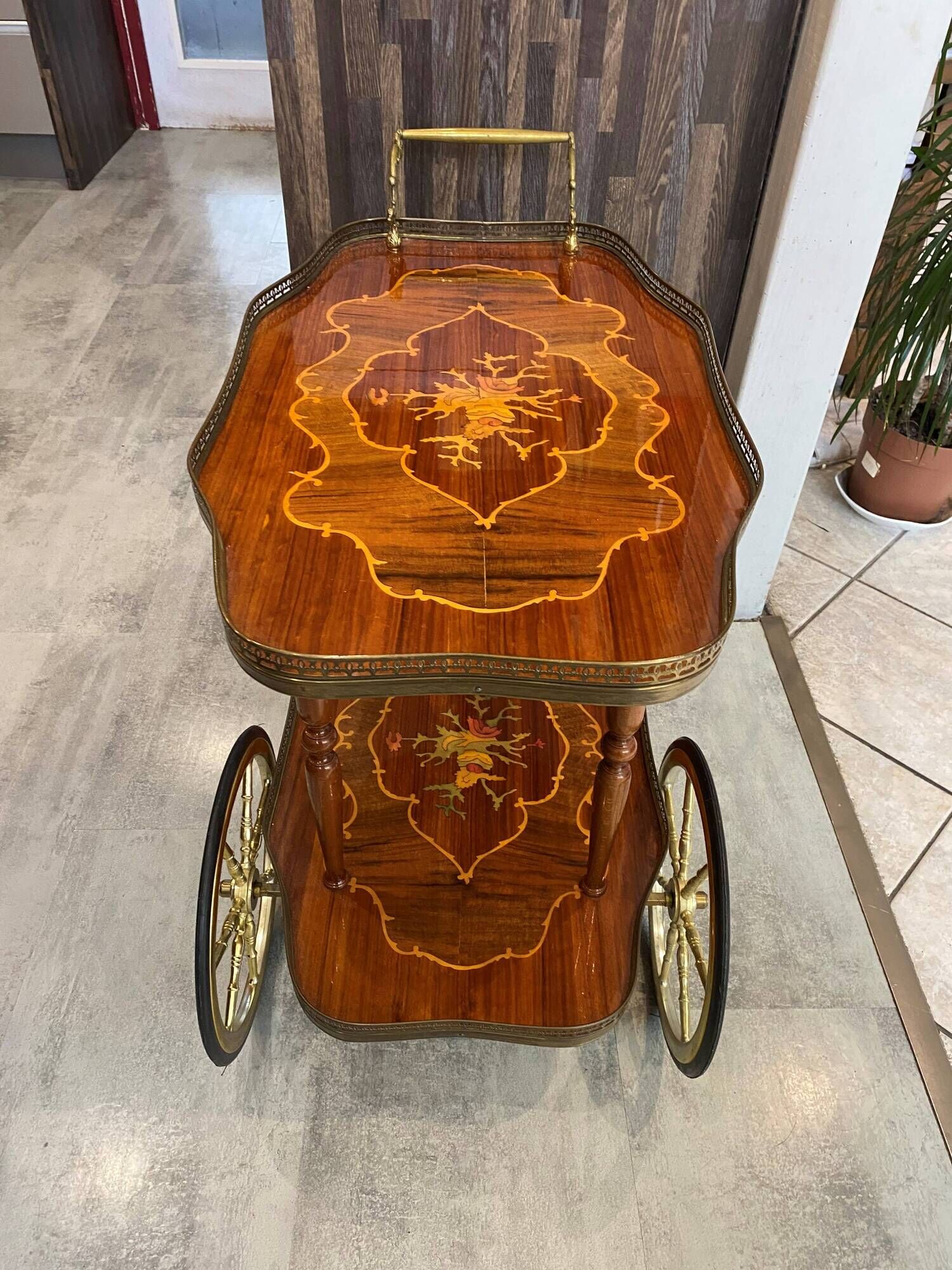 3-wheel serving trolley with 2 shelves, vintage bar marquetry on wheels, 50s