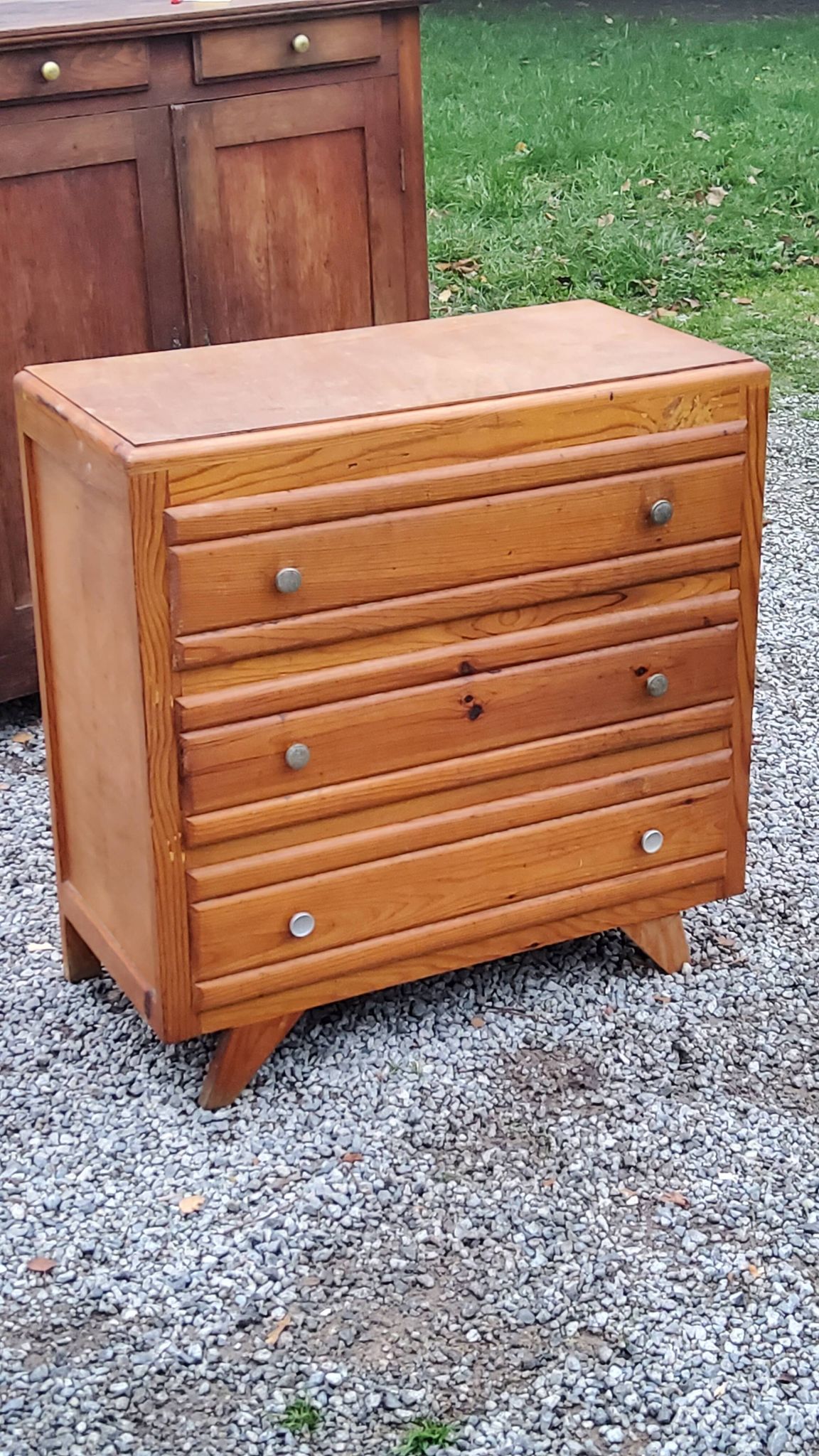 Vintage chest of drawers from the 50s with compass feet and 3 drawers
