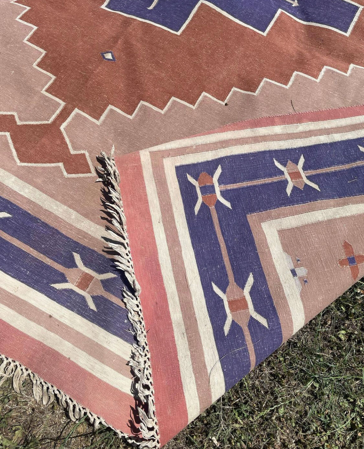 Carpet kilim 330 x 236