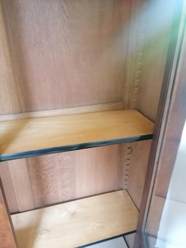 Petite vitrine ancienne