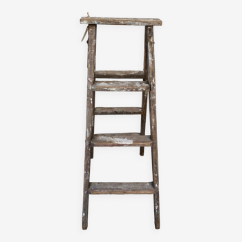 Old double stepladder