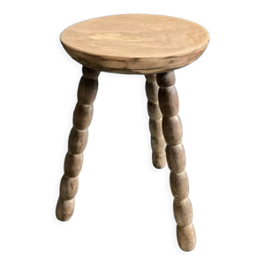 tabouret tripode en bois