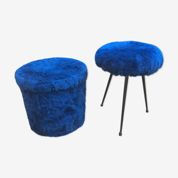 Tabouret et pouf tripode moumoute bleu 1960