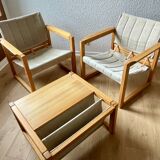 Iconic set of 2 safari armchairs by karin mobring and their coffee table – vintage ikea design in solid pine, vintage