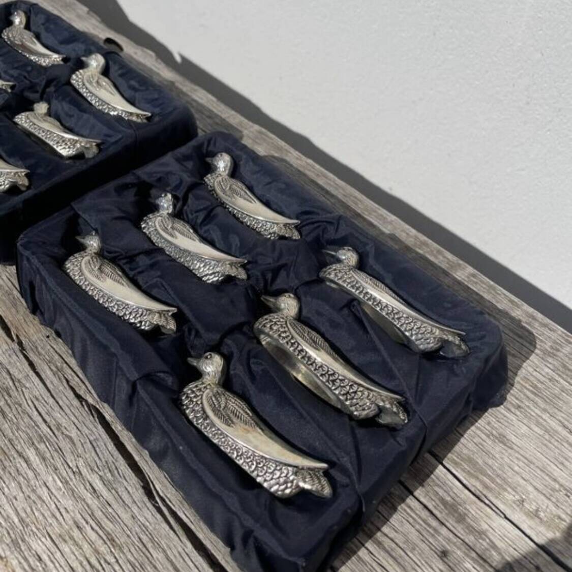12 silver-plated metal knife rests with duck design