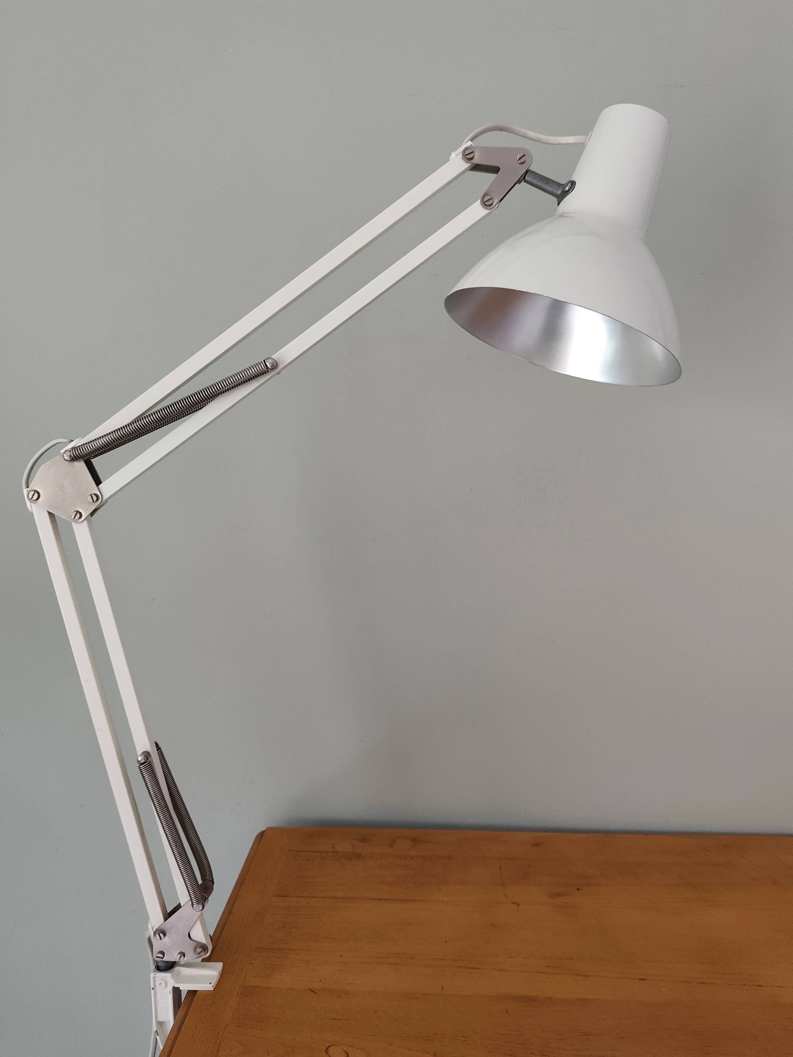 White articulated desk lamp