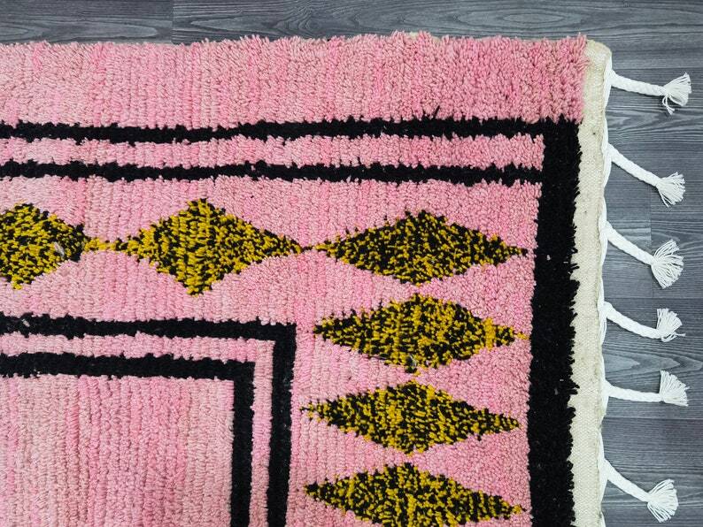 Handmade Berber pink rug 250cmx150cm