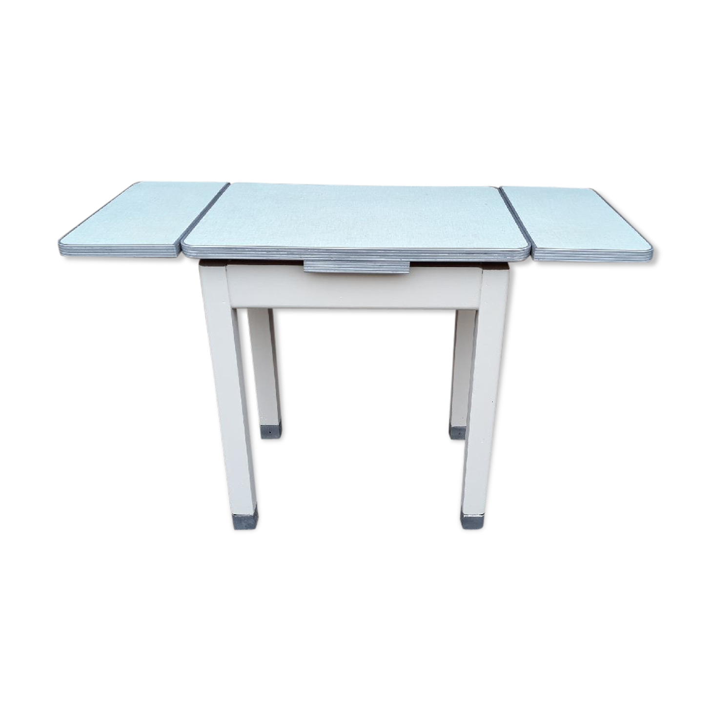 Small kitchen rock table