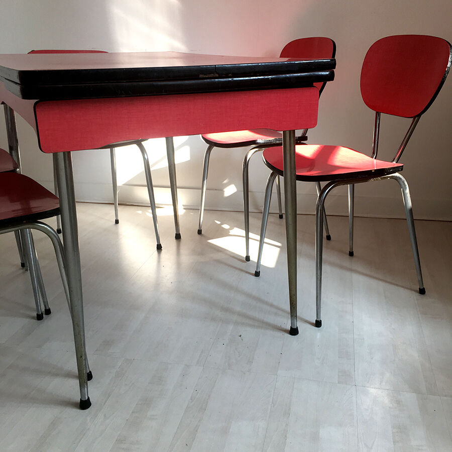 Table et chaises en formica rouge vintage années 60 Selency