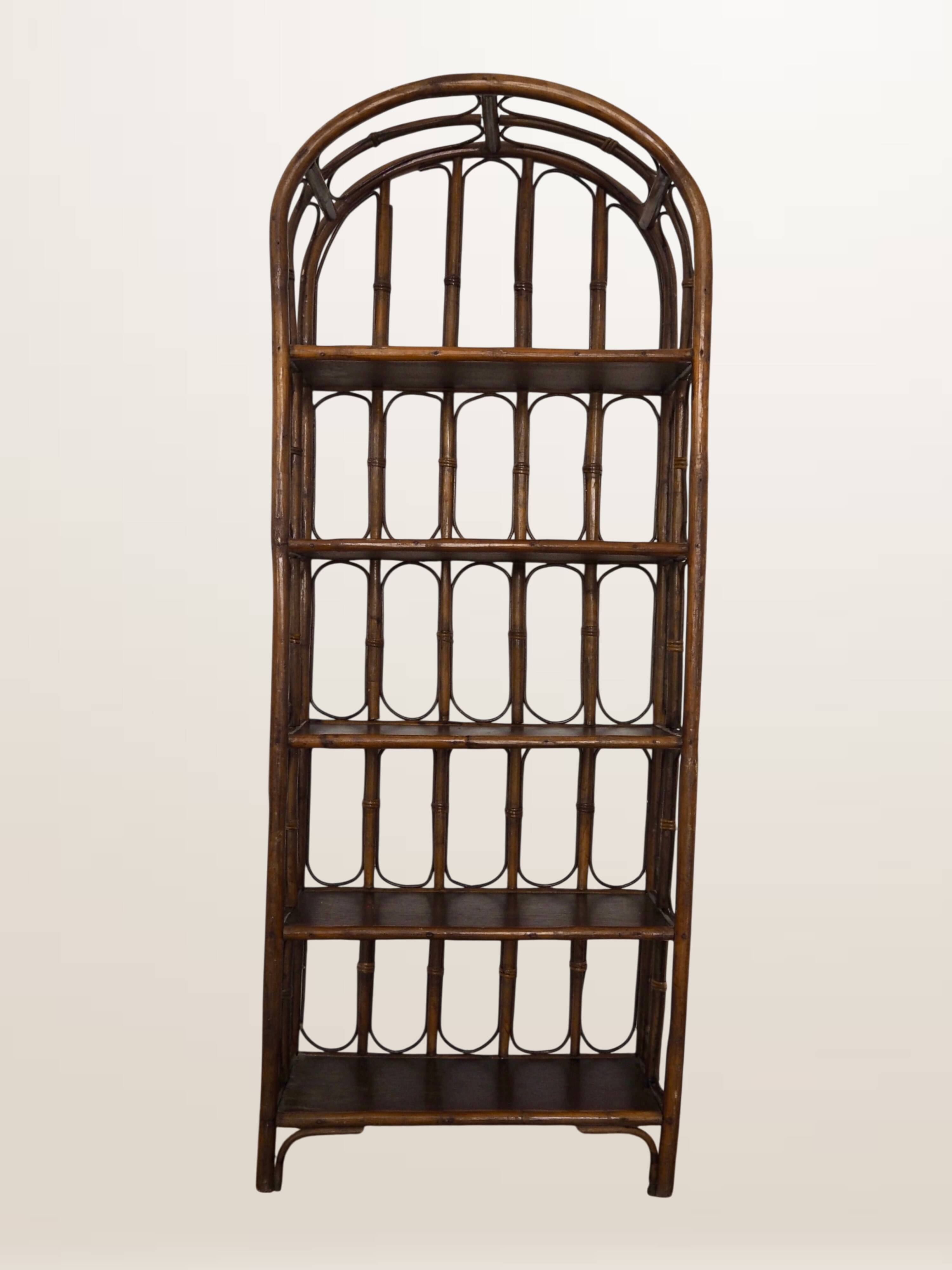 Étagère en rotin cintré — 173 cm