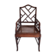 Fauteuil asiatique canné en bois à l'imitation du bambou