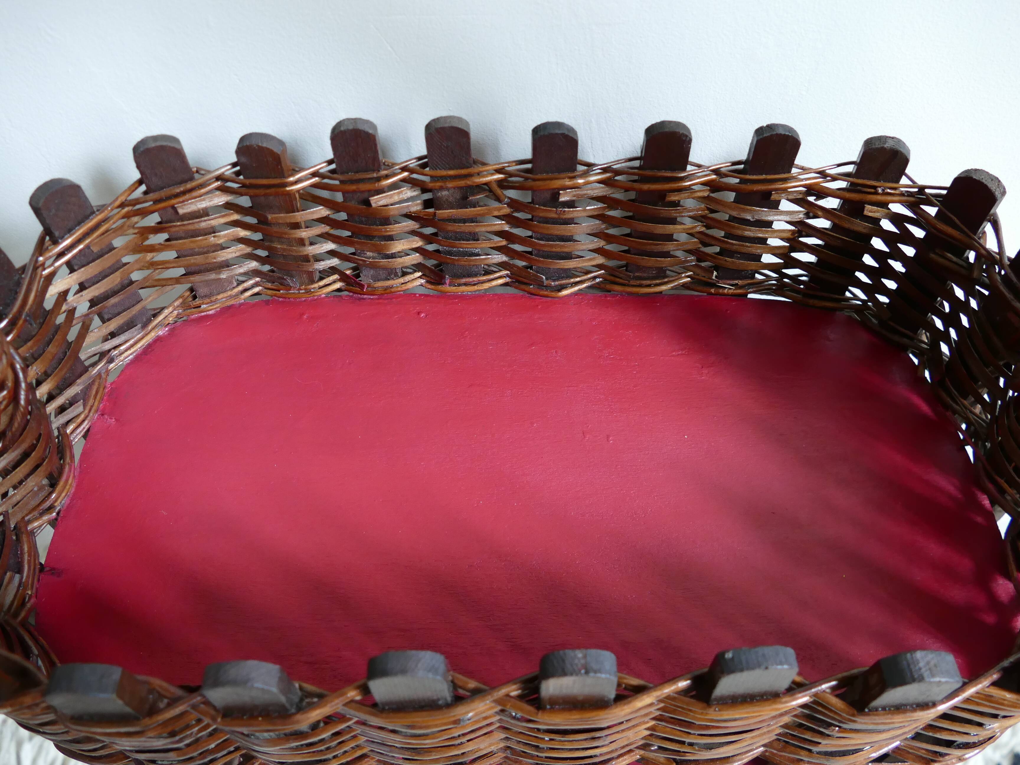 Hand-woven wooden bottle locker, bamboo and wicker