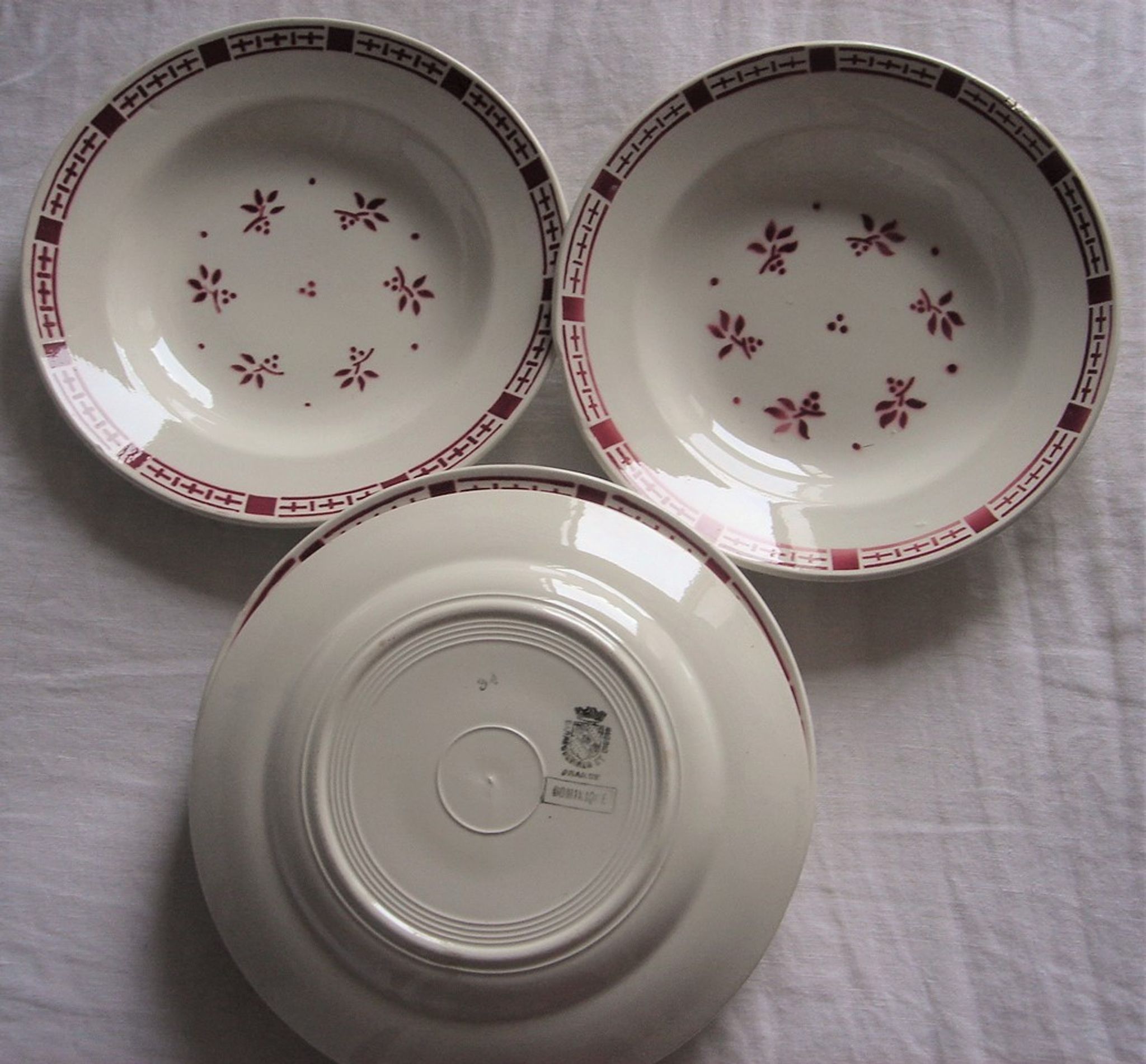 Lot 6 hollow plates Digoin Sarreguemines Dominique Red Flowers Art Deco