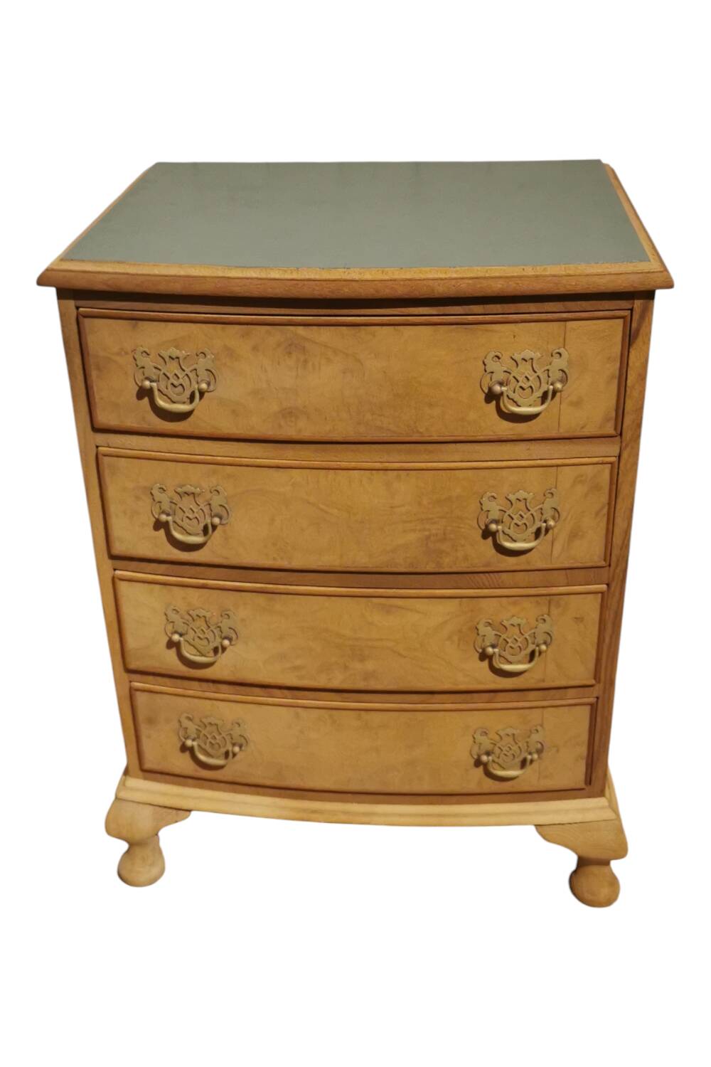 Small vintage commode sandblasted.