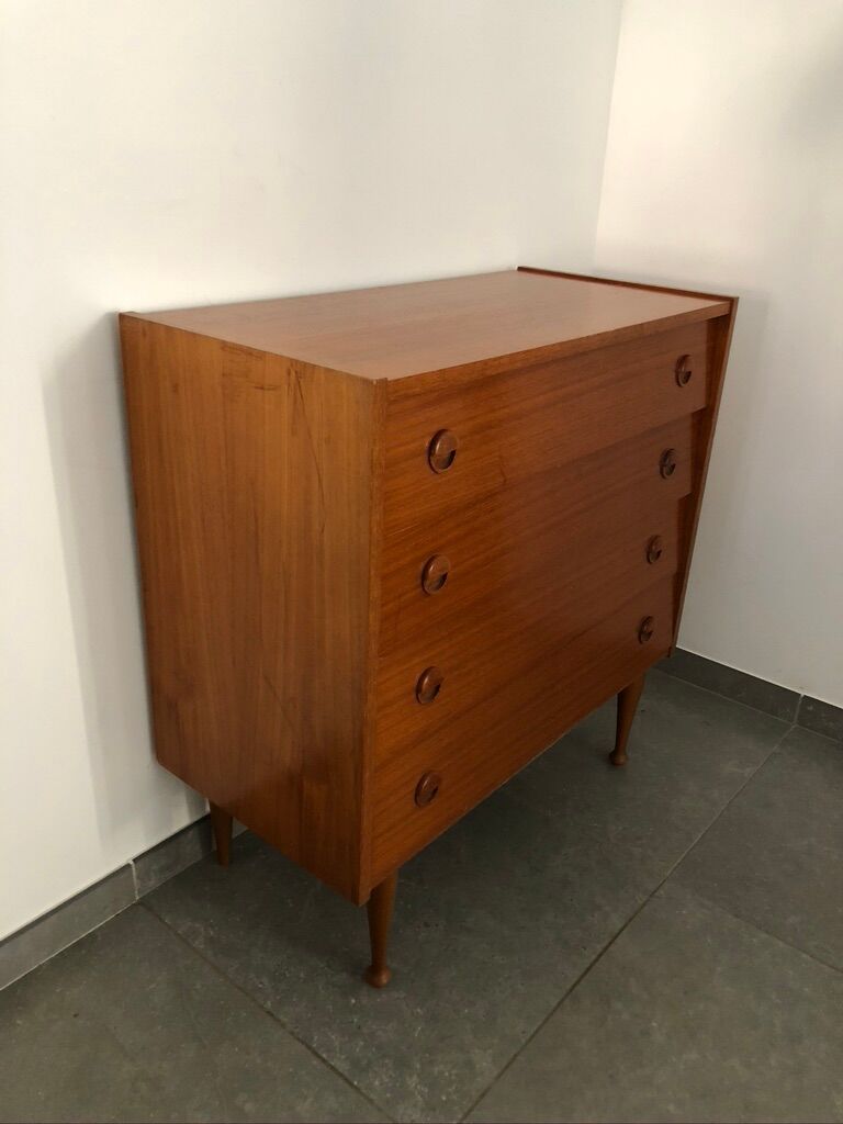 Scandinavian chest of drawers 4 drawers