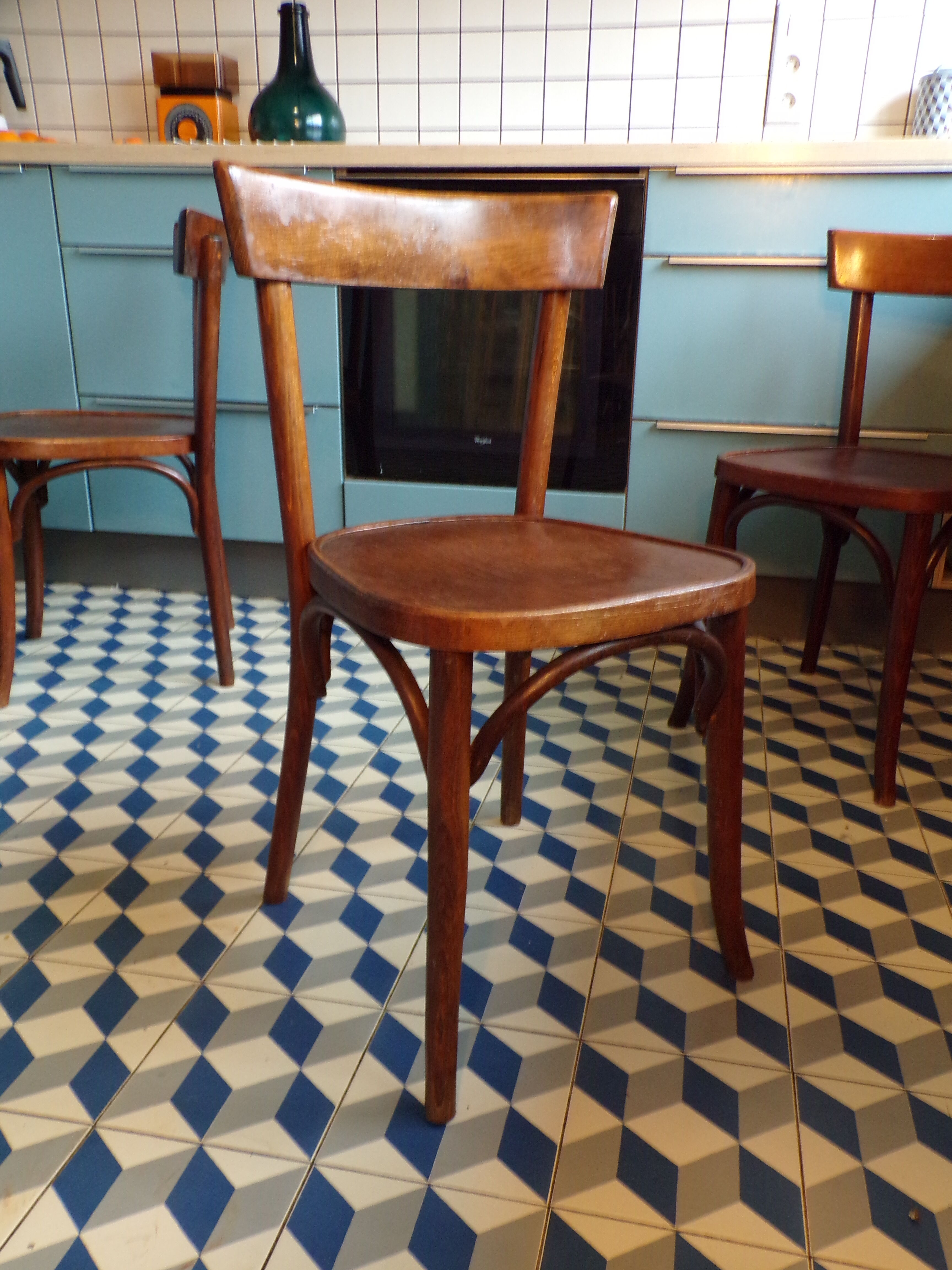 4 antique bistro chairs in bentwood