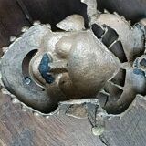 Masque africain en bronze