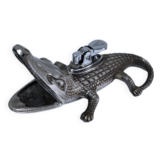 Cendrier briquet alligator crocodile métal argenté vintage