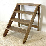 Old low stepladder
