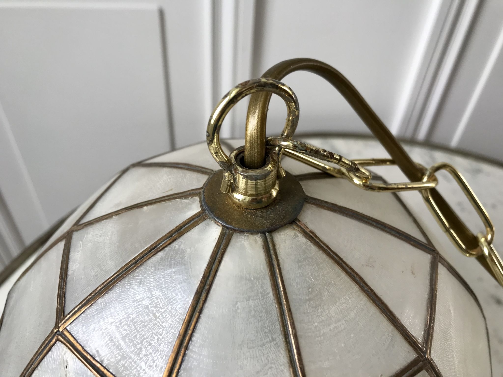 Suspension in mother-of-pearl and bamboo / wood 50s