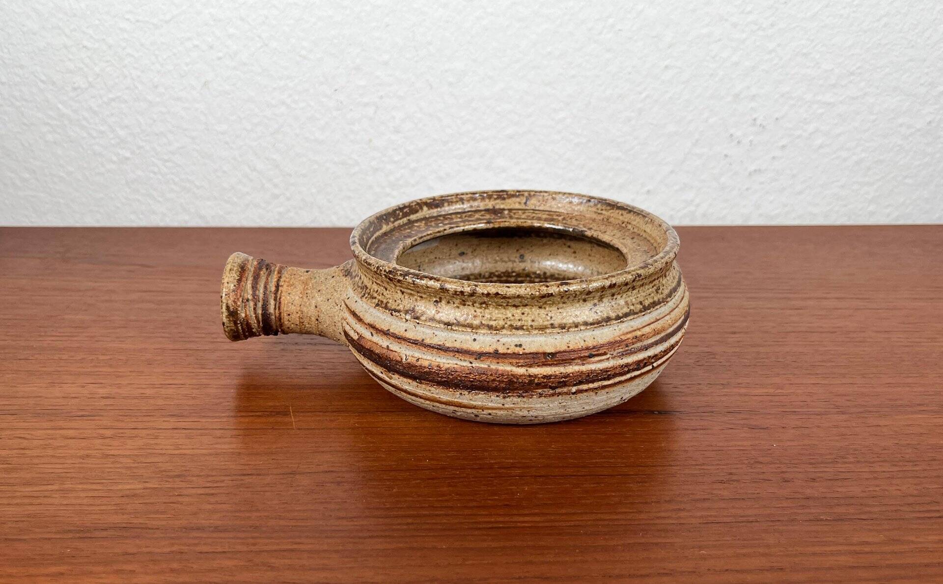 Danish studio pottery bowl from the mid-century by Tue Poulsen for Tue Keramik, 1960s.