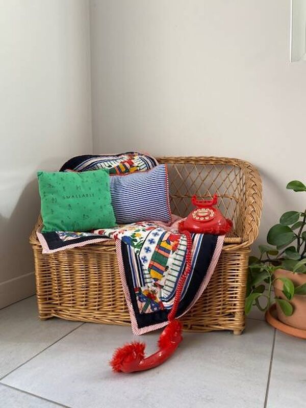 Banquette, coffre à jouets en rotin