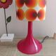 Lampe à poser ambiance seventies | imprimé psychédélique style vintage