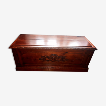 Large oak bench chest
