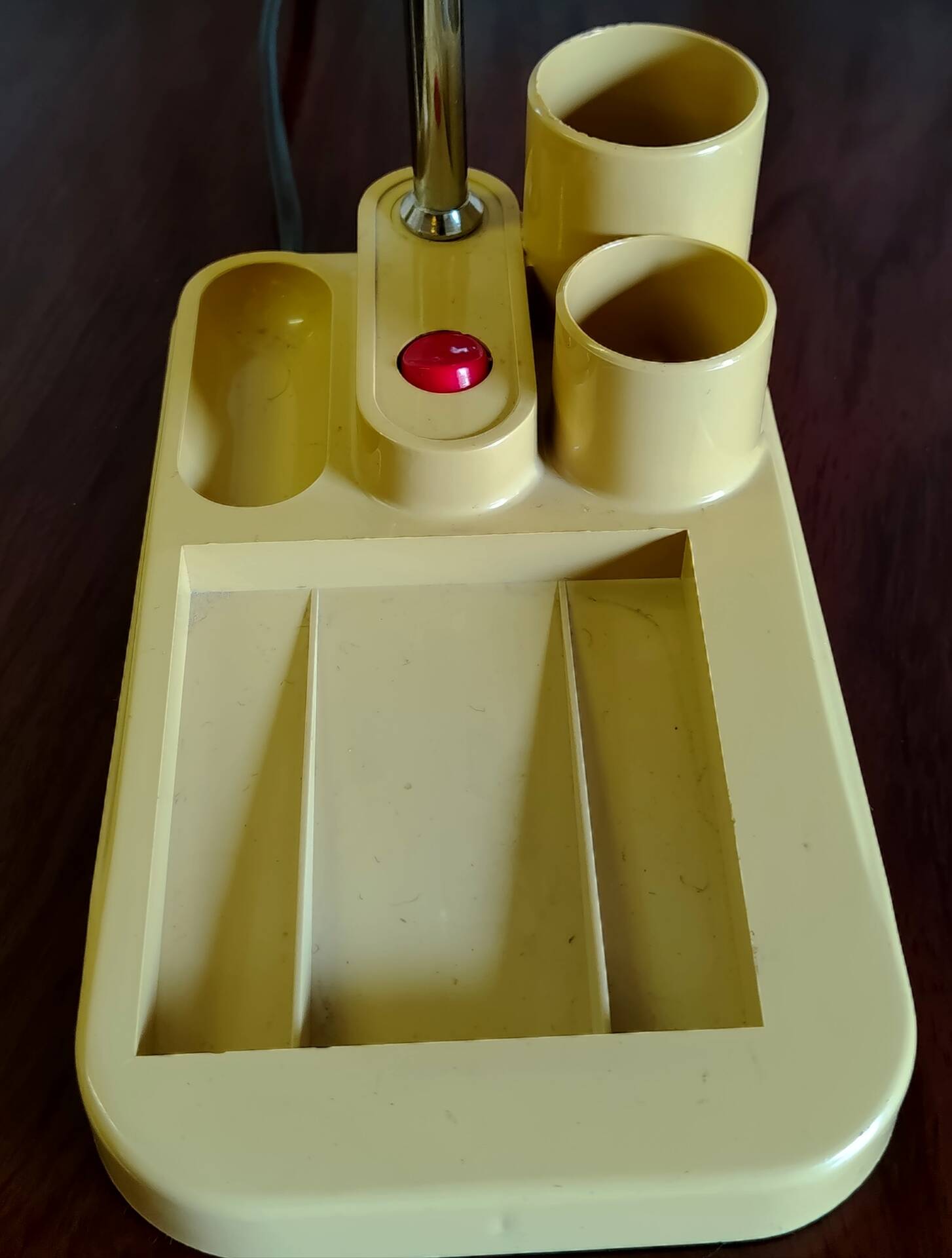 Articulated desk lamp - 80's design