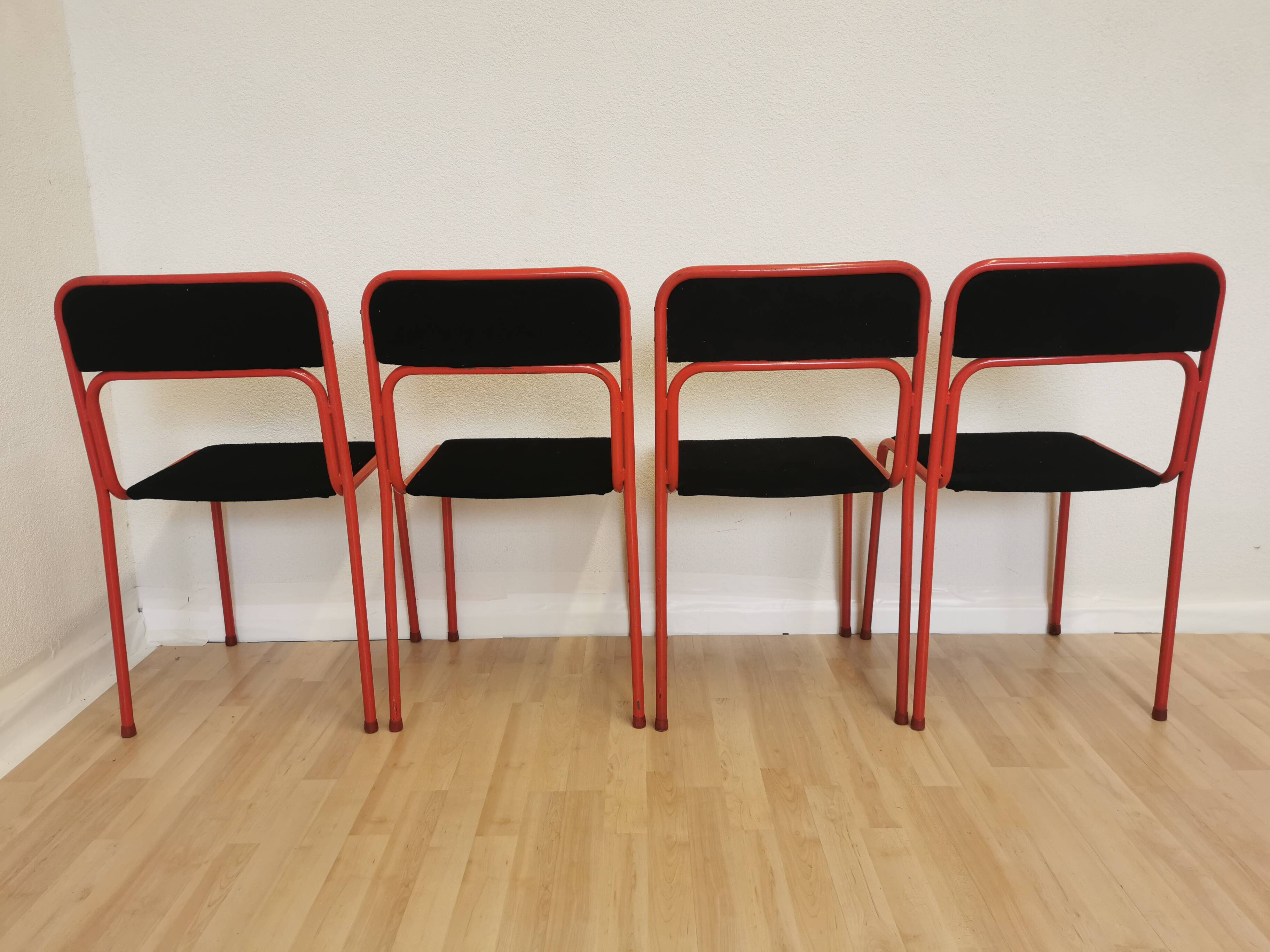 Set of 4 1970s Red & Black Metal Chair: Space Age Stackable Dining Chair