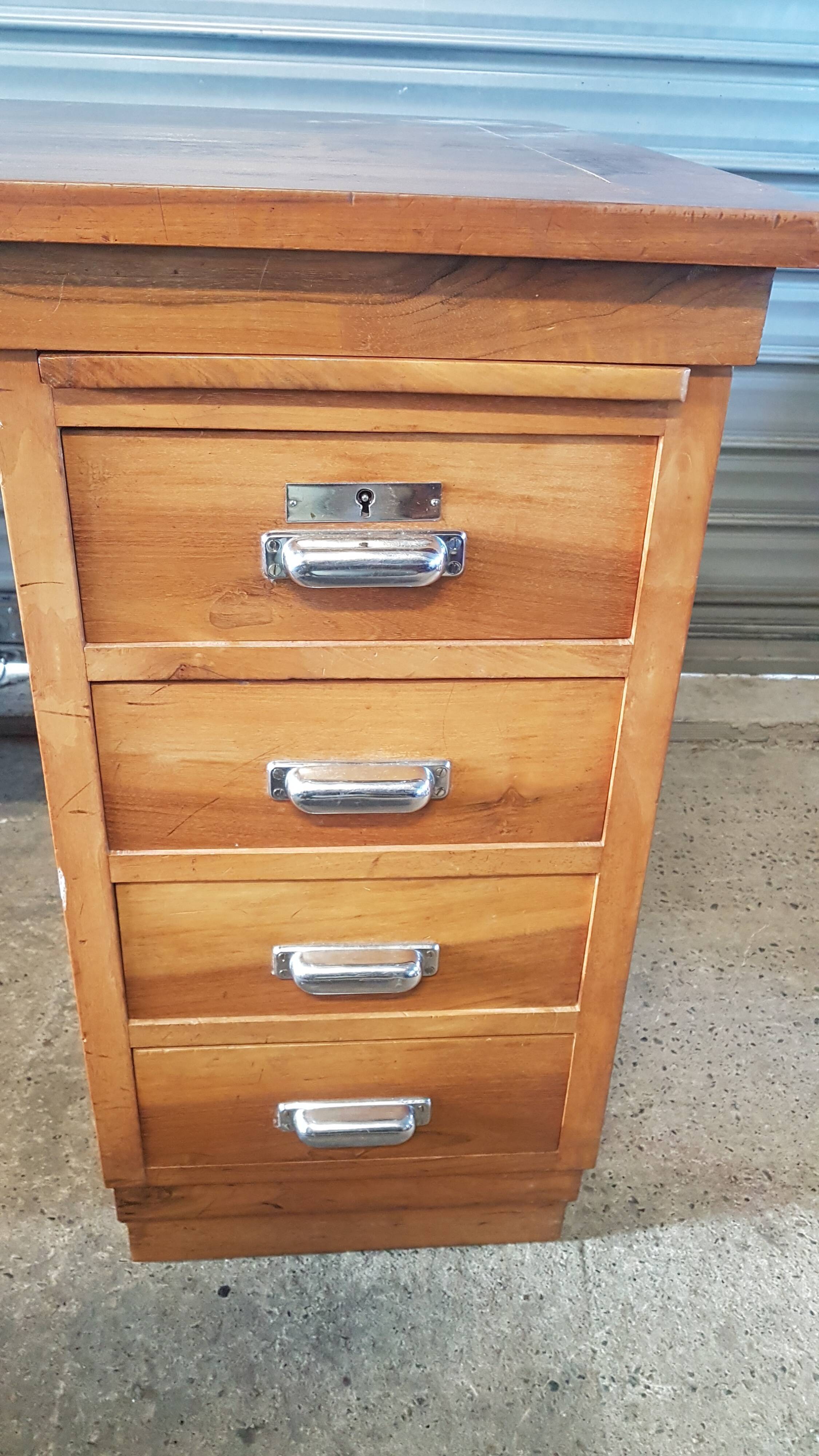 Walnut office with double lockers
