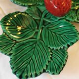 Plat vintage Barbotine fraisier Vallauris.