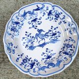 Ancienne assiette moustiers rare signature sm aa