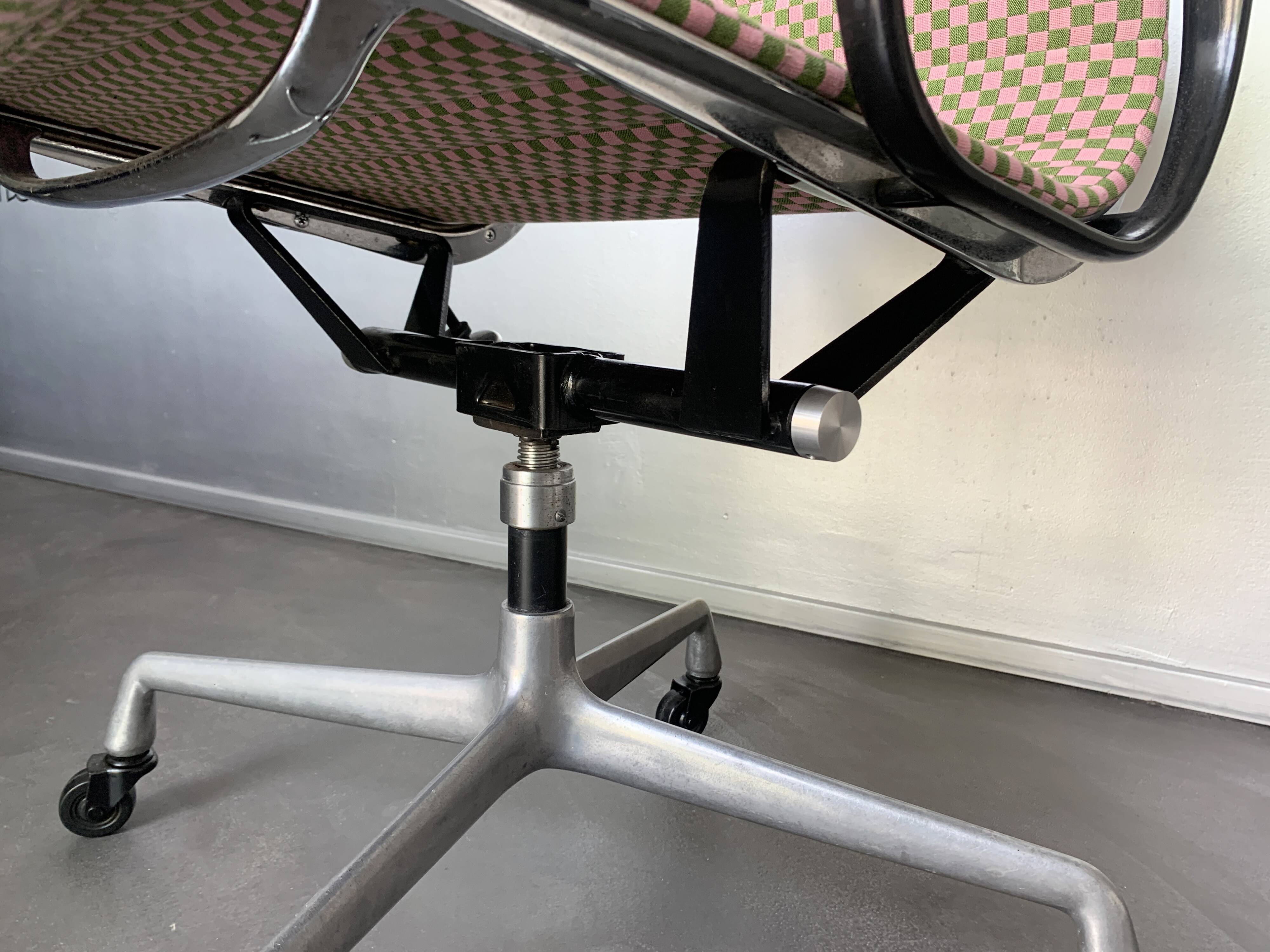 Eames EA117 Herman Miller office chair 1960 Alexander Girard fabric