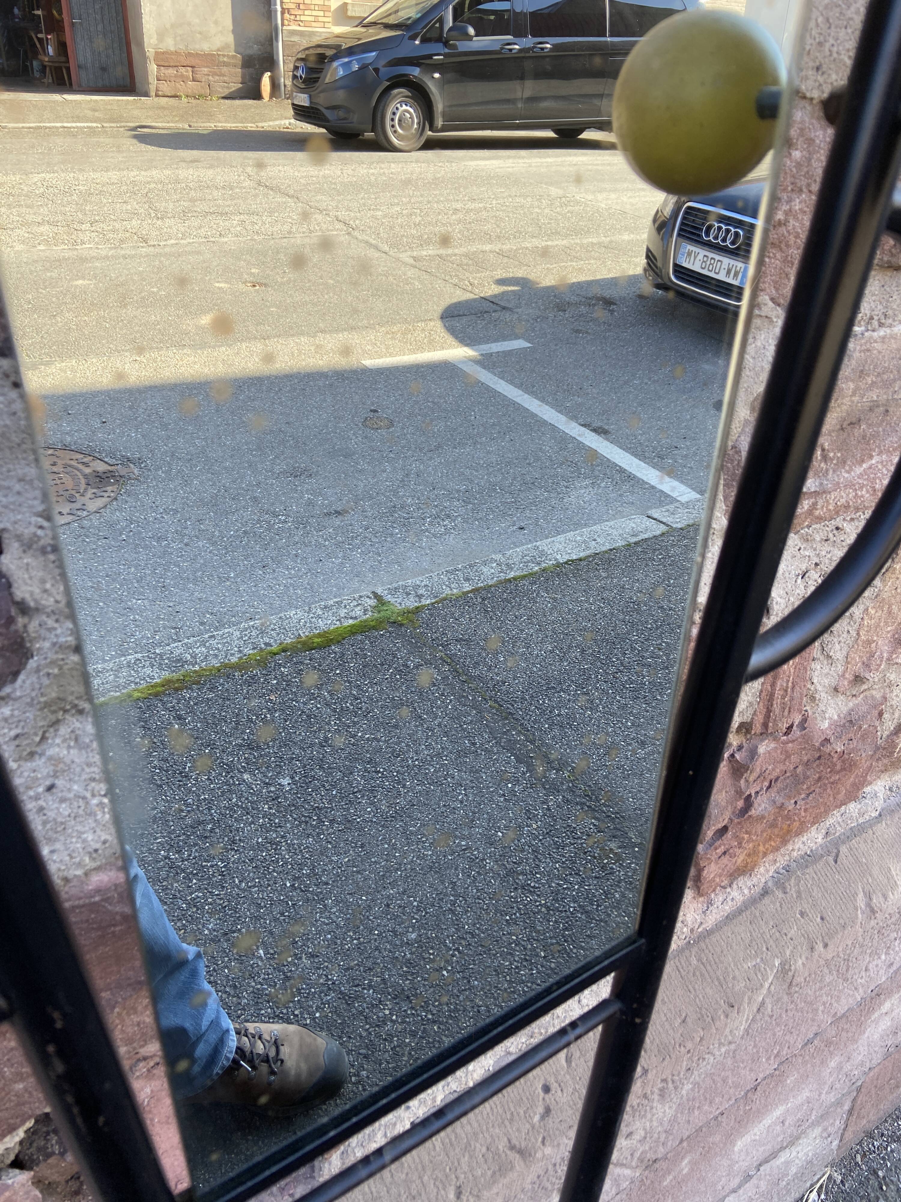 Porte-manteaux sur pied vintage perroquet vestiaire