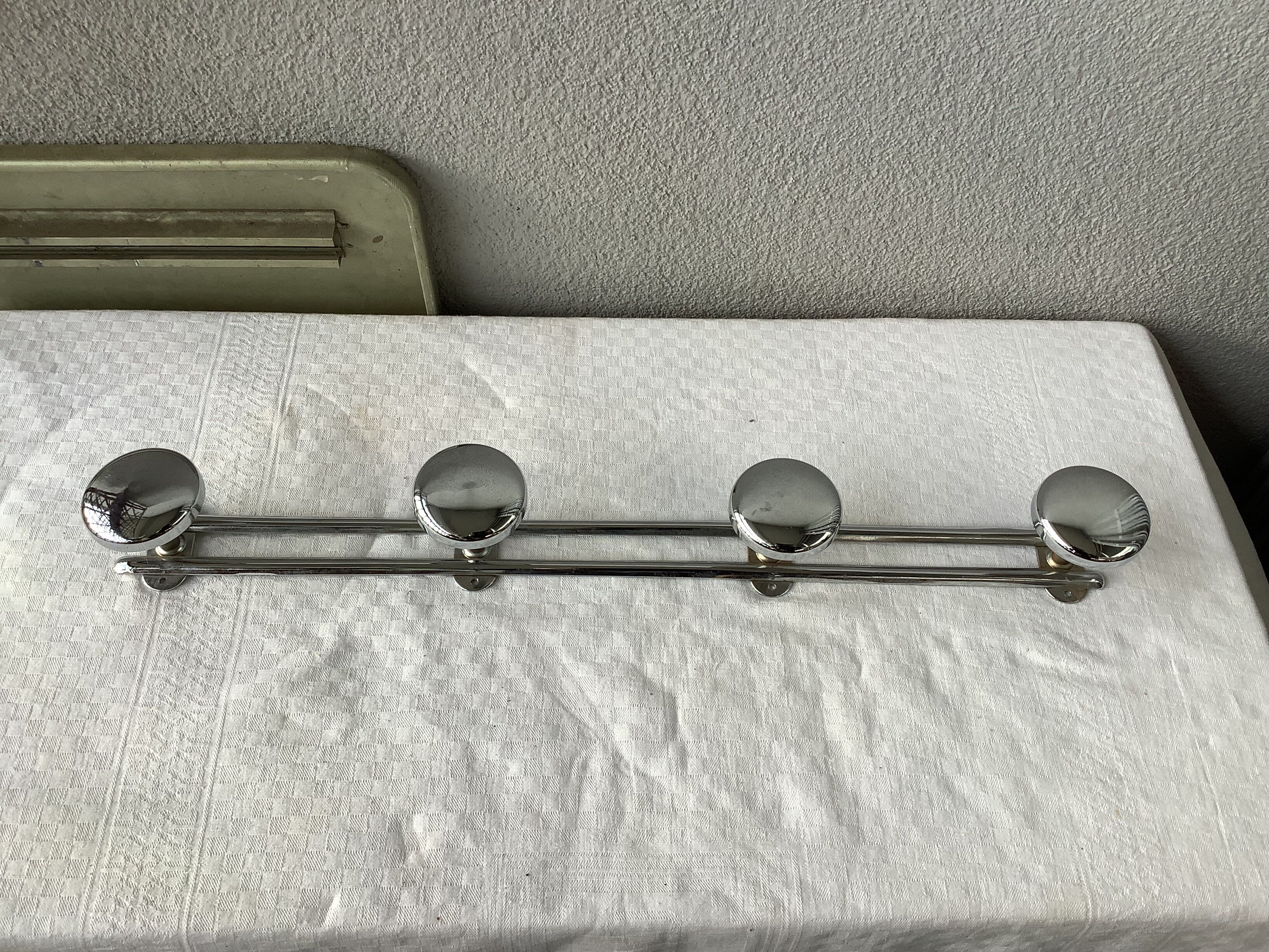 Vintage 70' chrome patère