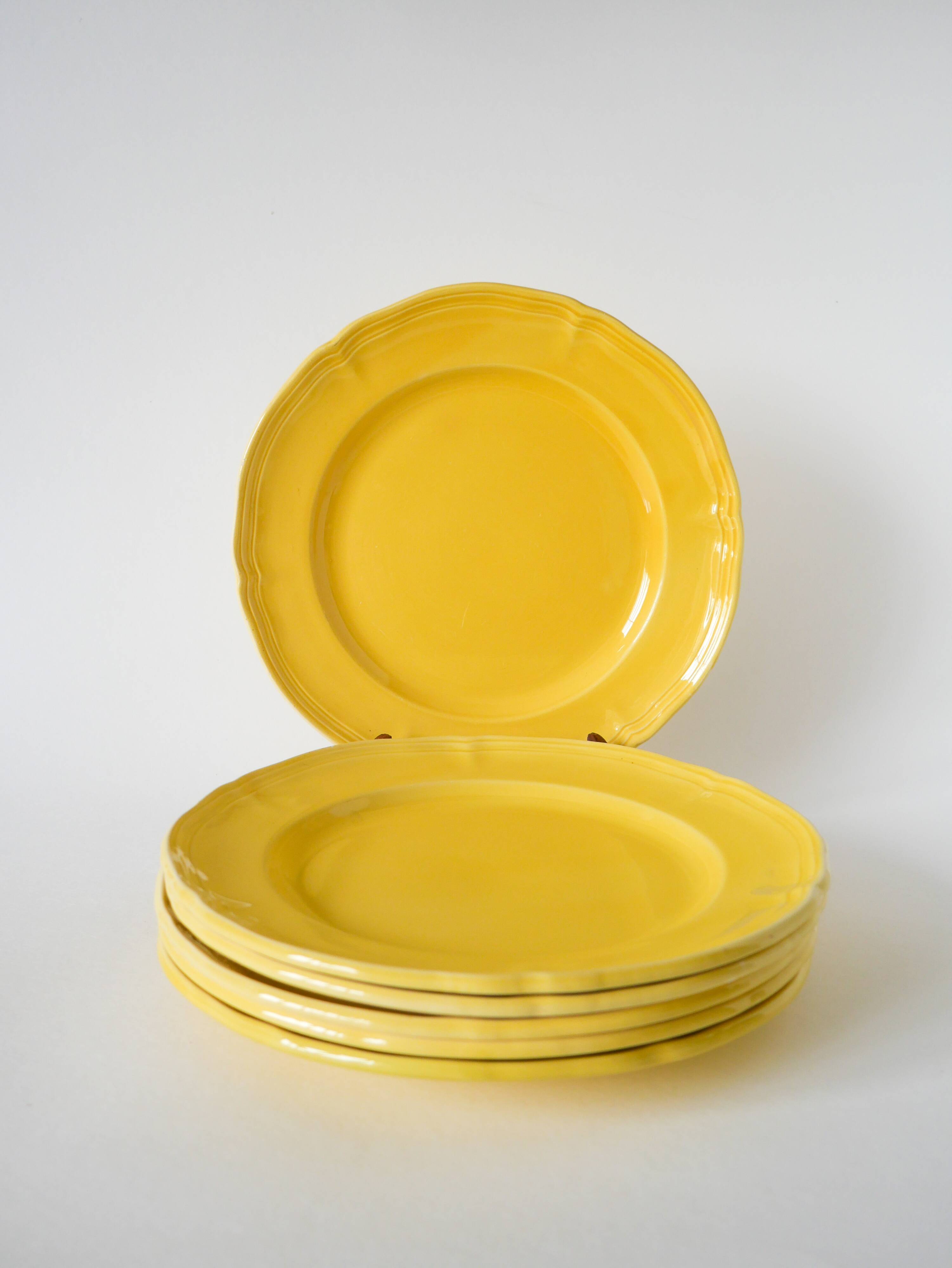 Set of 6 Badonviller lemon yellow dinner plates, 1960