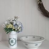Salad bowl and pot
