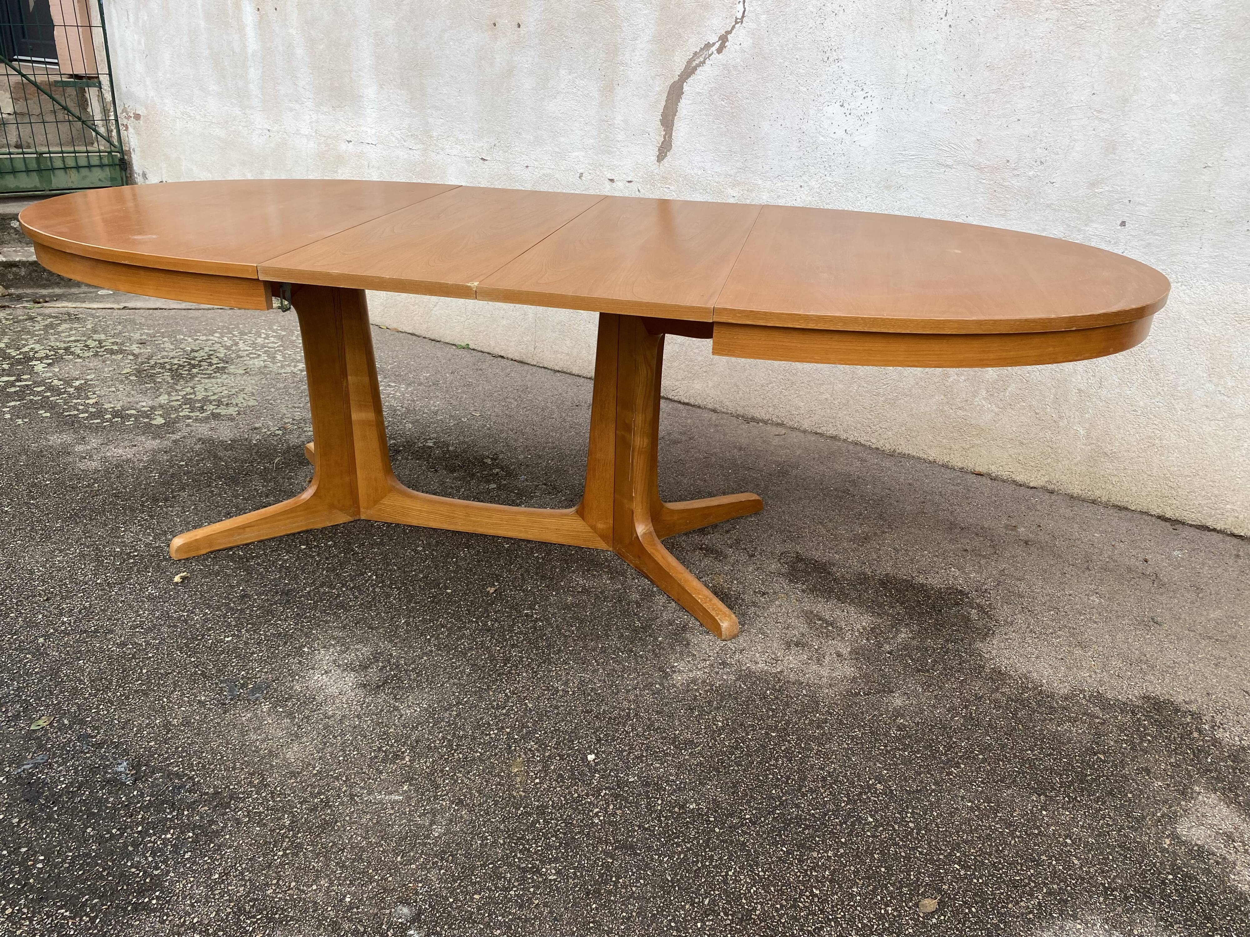 Baumann elm table