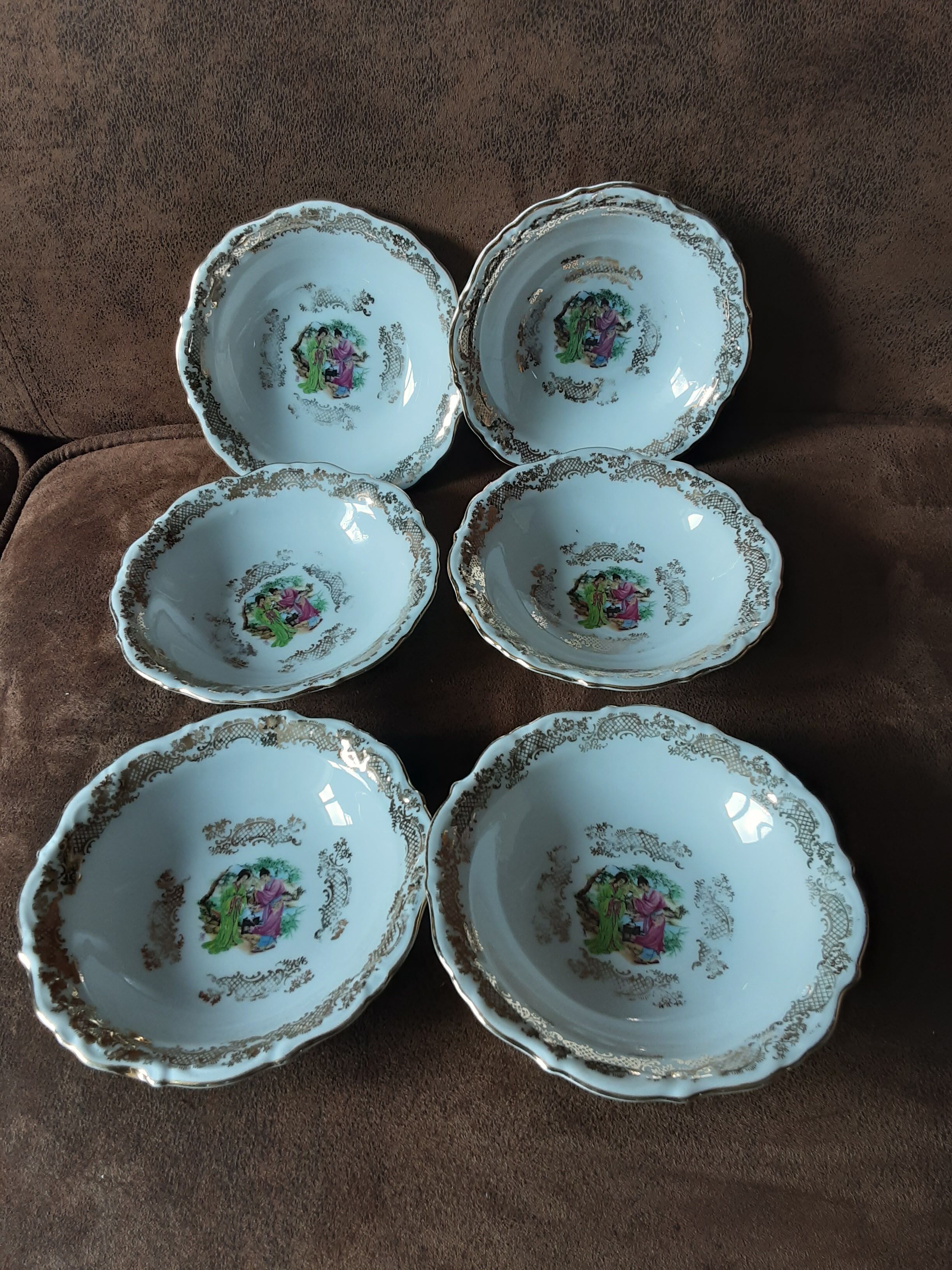 Lot de 6 coupelles  porcelaine de luxe