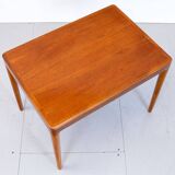 Table d'appoint danoise en teck par Arne Hovmand-olsend pour Mogens Kold, 1960