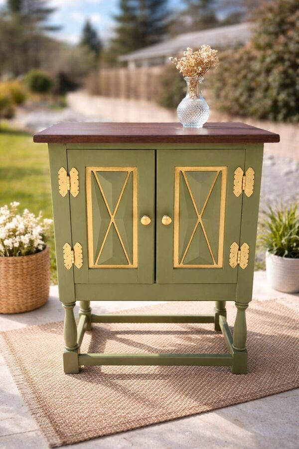 Petit meuble vintage rénové - style campagne chic